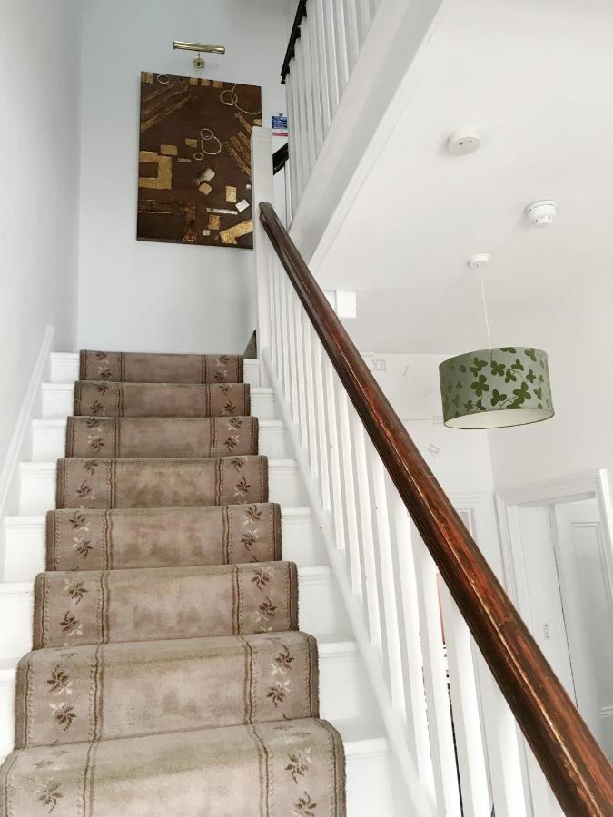 The Table House Close To Town & Beach Free Parking Bournemouth Bagian luar foto